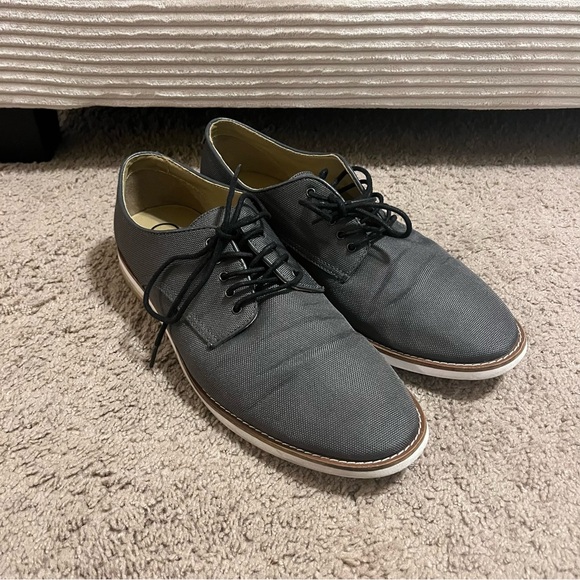 Calvin Klein Other - Calvin Klein Men's Charcoal Lace-Up Oxfords